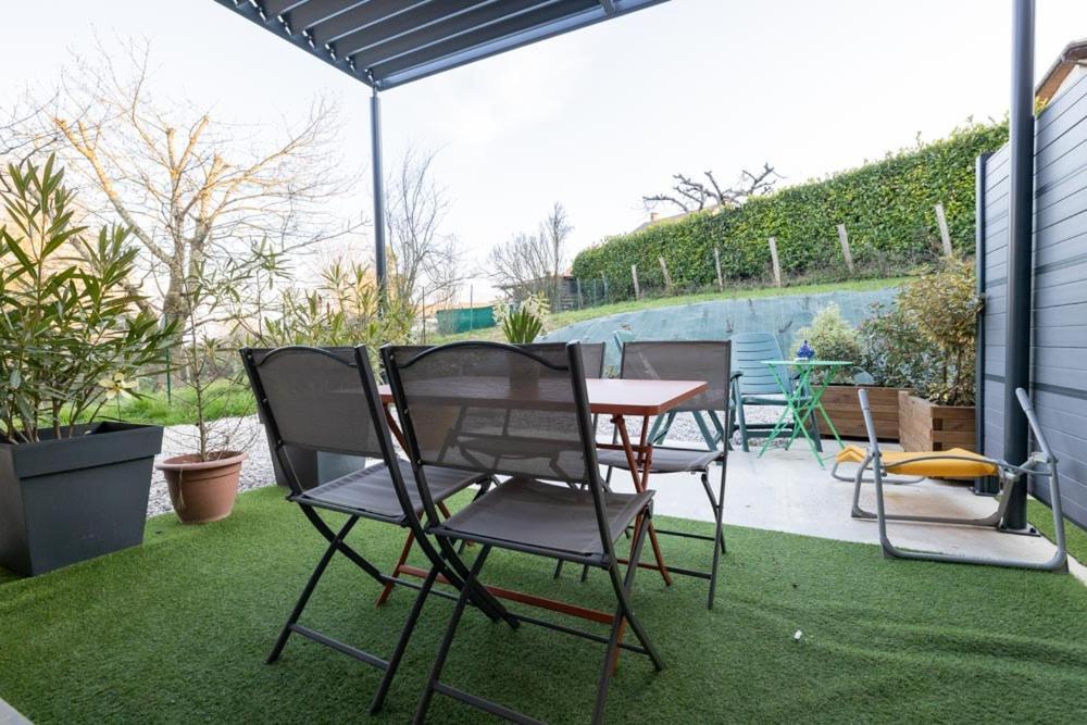 L'Escapade Dauphinoise, Gite 2 Chambres Avec Terrasse Et Clim Beaucroissant Exteriör bild